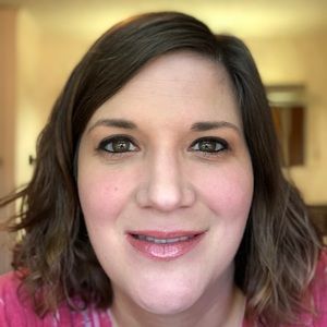 Meet your Posher, Pamela